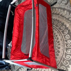 Phil & Teds Traveller Red portable crib
